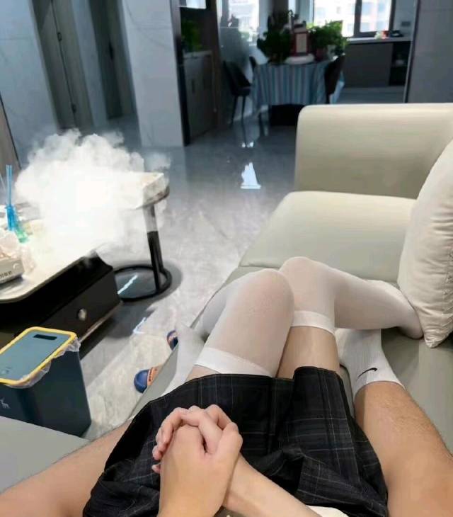 百纳广告发布的动态配图2