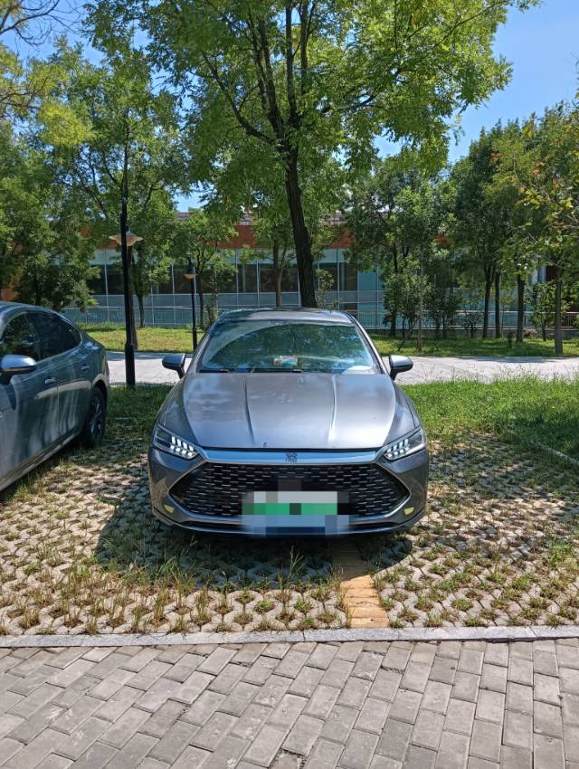 比亚迪秦发布的动态配图3