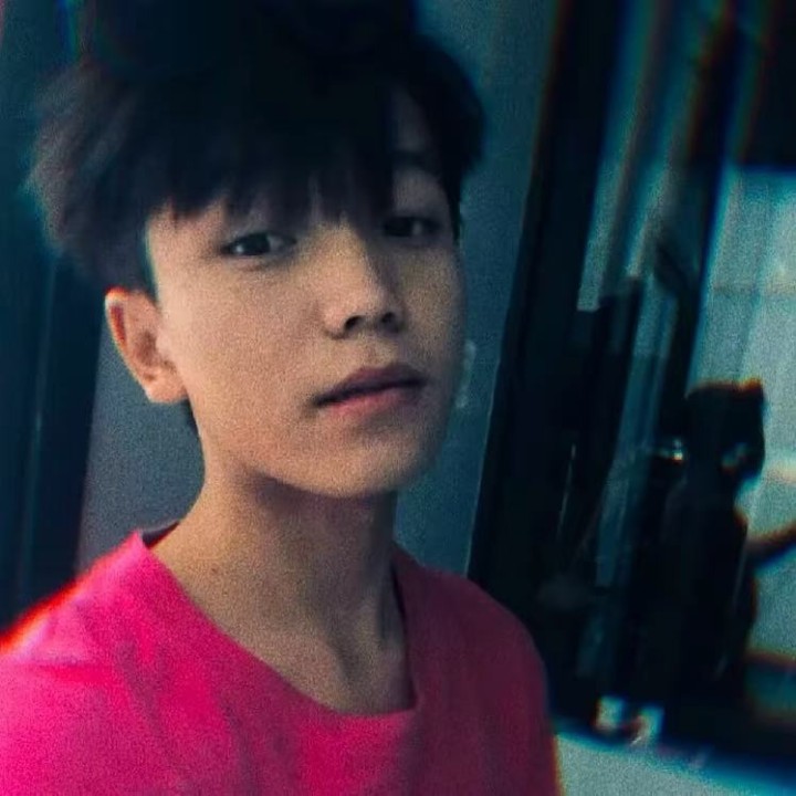 刘汭昊头像