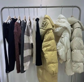 刘秀服饰门店形象