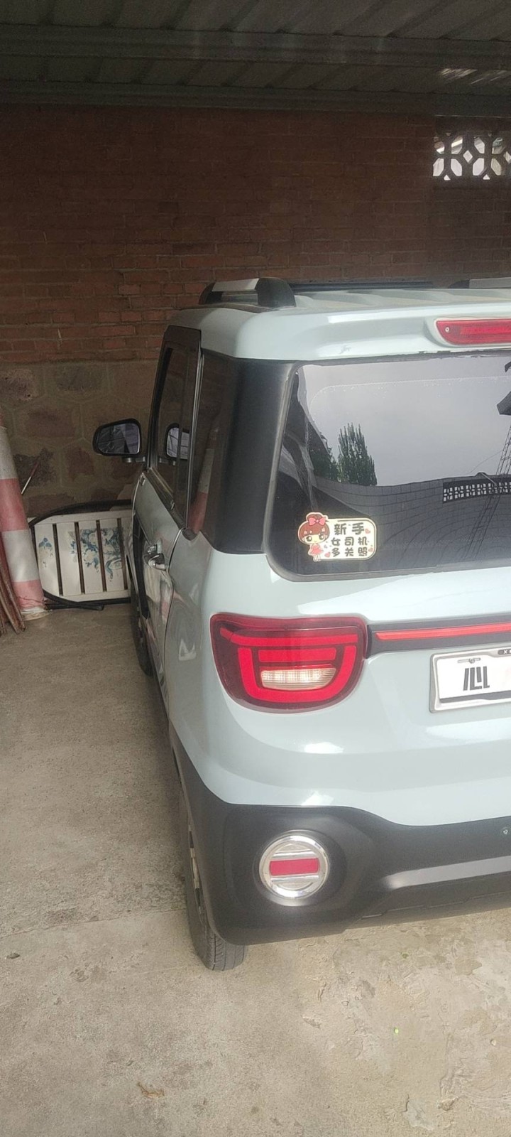 四轮，接送孩子上学。电瓶1200元刚换的，换了两多月大概，没任何毛病，到手直接开…图片4