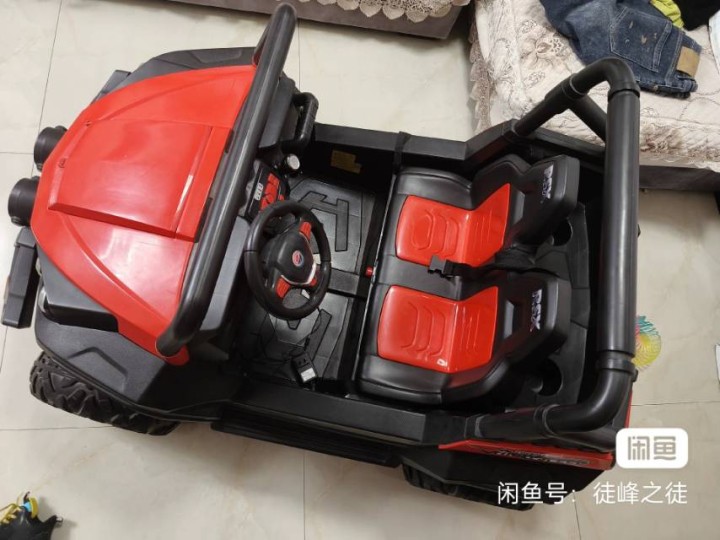 出四驱儿童越野车，一直闲置在家，难入电梯，电池久不充电应该失效了，需要自行更换，…图片6