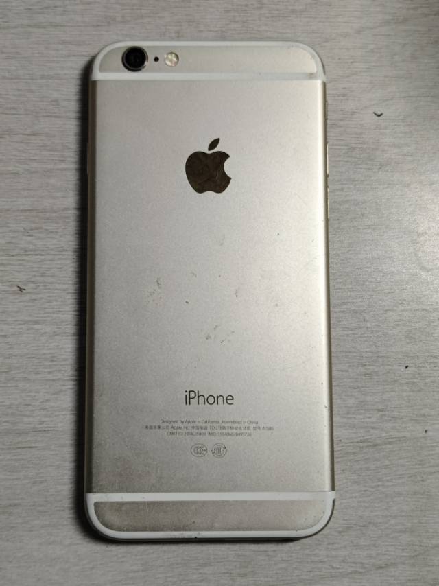 iPhone6。可插卡。可WIFI。功能正常。不包邮。不退不换。
