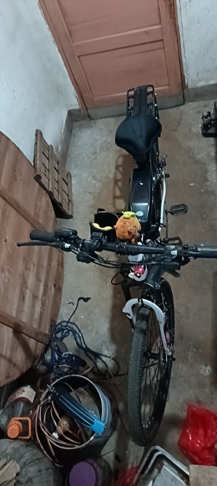 电助力山地车，刚换1个多星期的电池，满电纯电能跑50公里，车是白色2023年9月…图片3