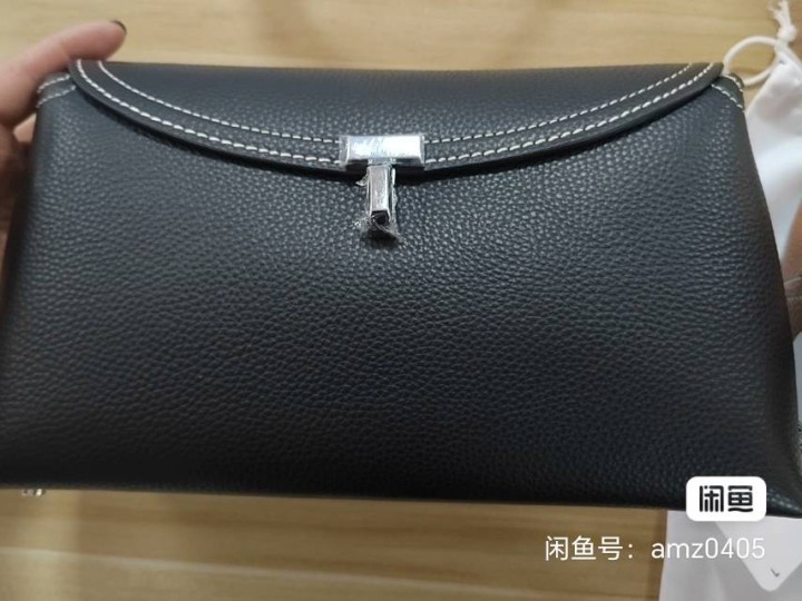 全新 出口TOTEME 牛皮T锁扣通勤百搭单肩斜挎包  防尘袋图片6