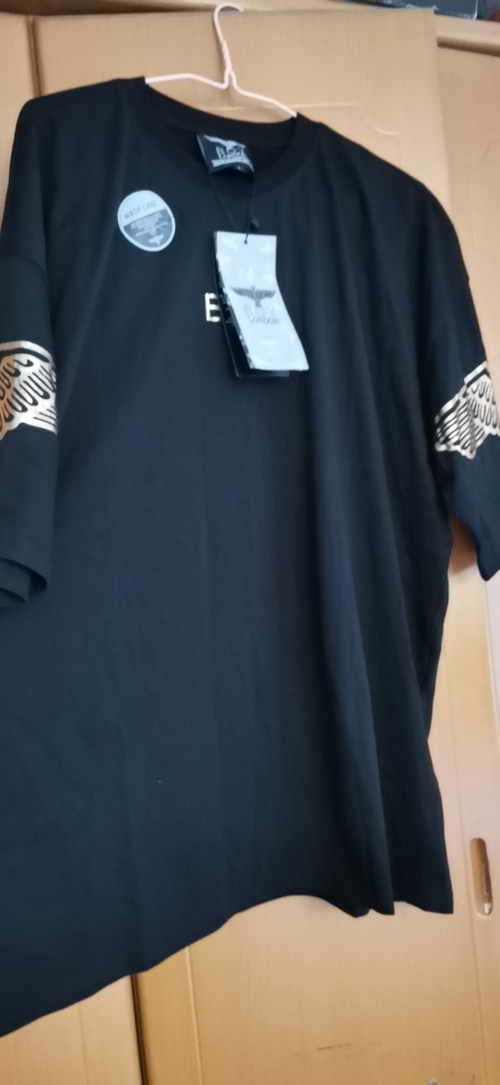 全新BOY半袖，身高180以下，150斤内，男女都能穿，25元辛集芳苑西区自取1…图片2