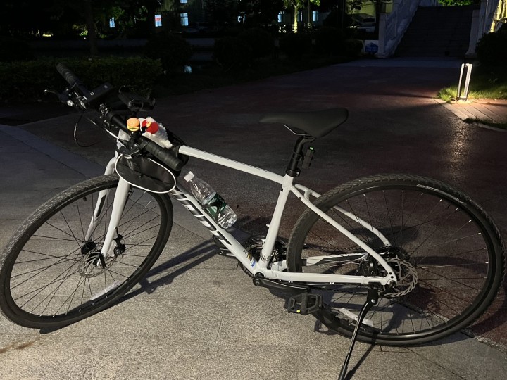 转卖前任送的自行车前任送的捷安特Escape 2公路自行车，白色大理石灰XS码（…图片2