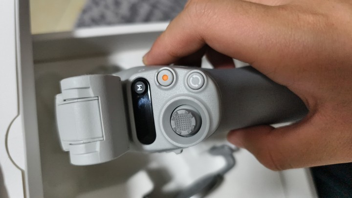 大疆DJY OSMO MOBILE SE成色99新配件全在就出去拍过一次vlog…图片4