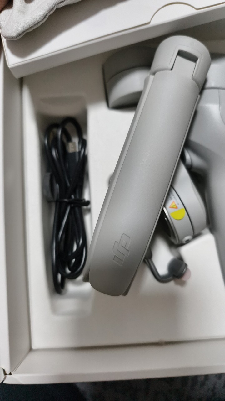 大疆DJY OSMO MOBILE SE成色99新配件全在就出去拍过一次vlog…图片5
