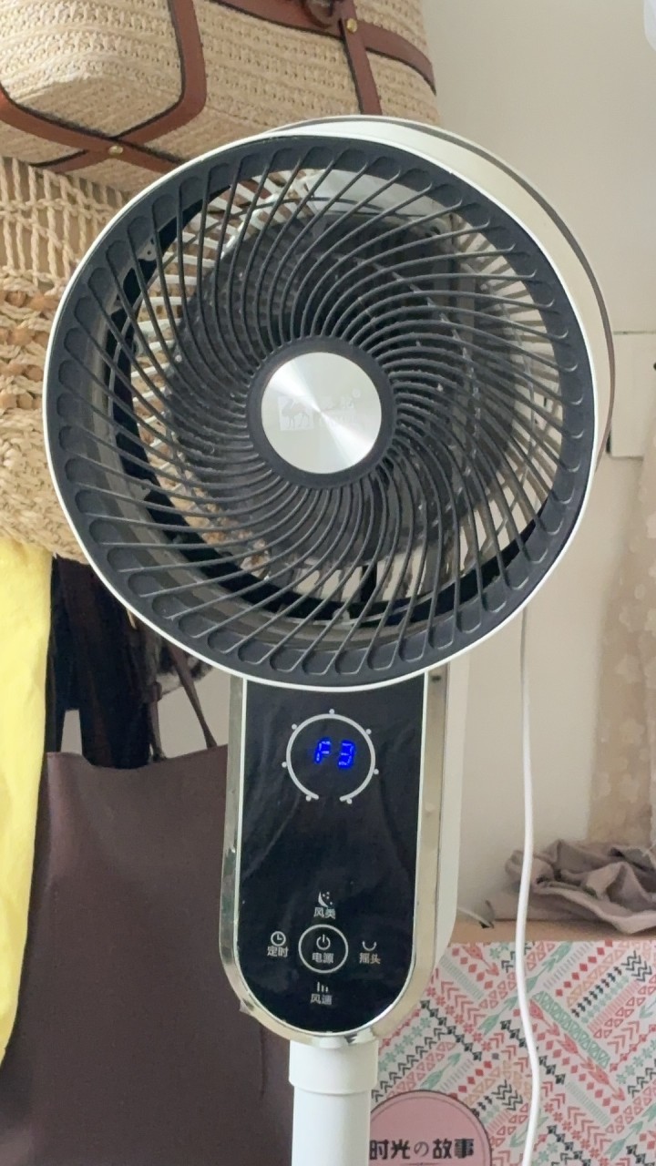 一切正常，低价出售，买了空调闲置了