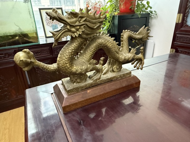公司搬迁，质感摆件自取，地址在青岛市崂山区梅岭路图片2