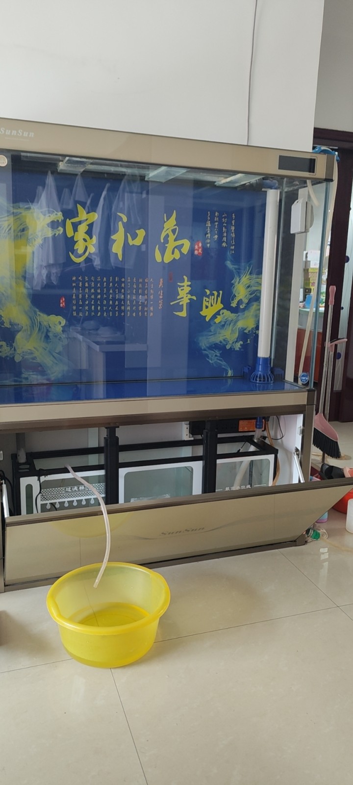 森森超白鱼缸，1米2大鱼缸，刚刚清洗完，没时间养鱼便宜出了，需要自提电话1399…