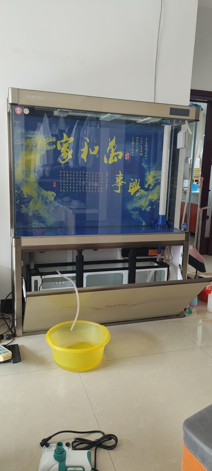 森森超白鱼缸，1米2大鱼缸，刚刚清洗完，没时间养鱼便宜出了，需要自提电话1399…图片2