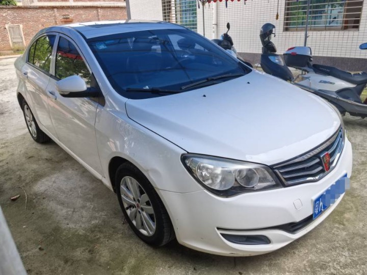 因换车出售家用练手车，荣威350s自动豪华天窗版，白色，17年上牌，8-9万公里…图片4
