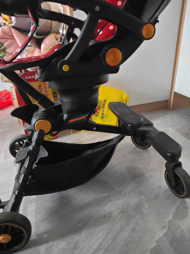 婴儿车，可躺可做，至少9层新，零件齐全，座位可前后调整，遮光帘可收可放，三角底座…图片6