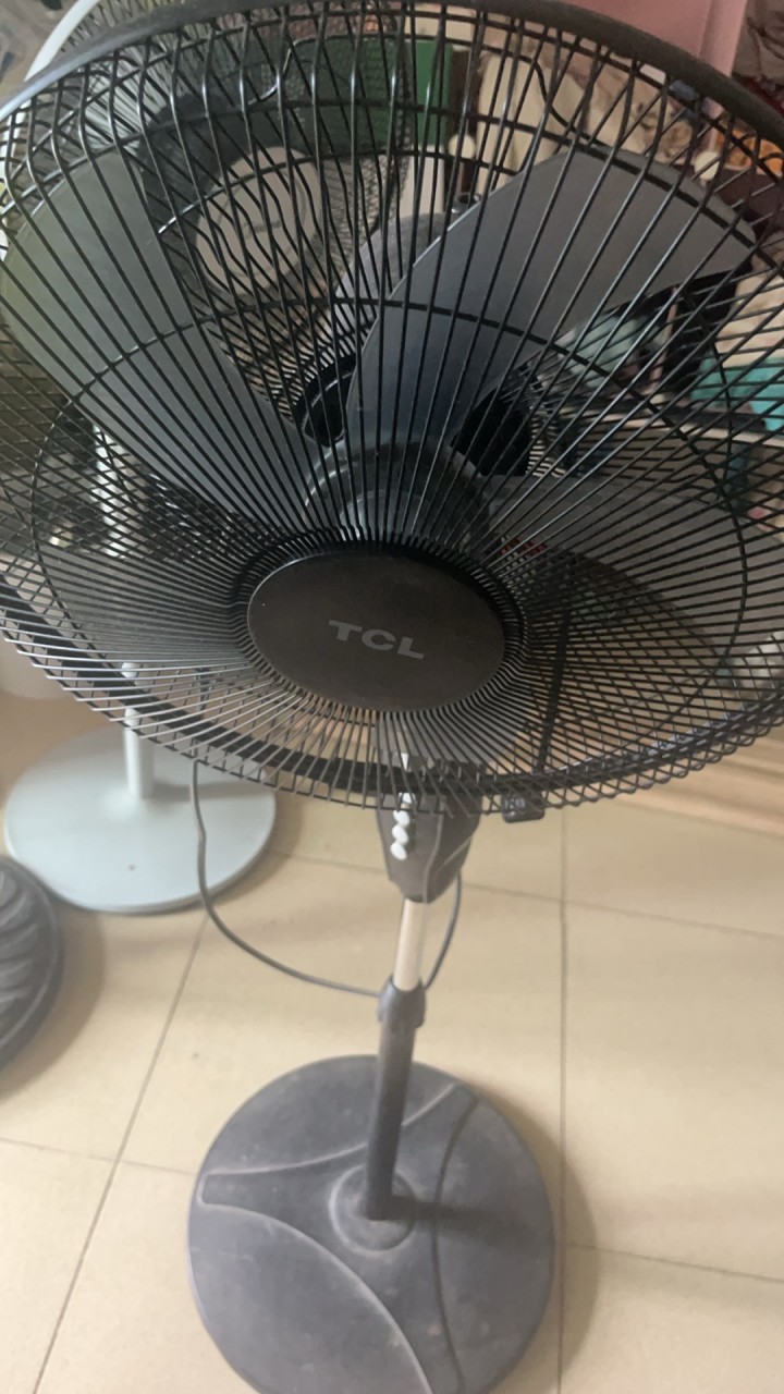 落地式电风扇