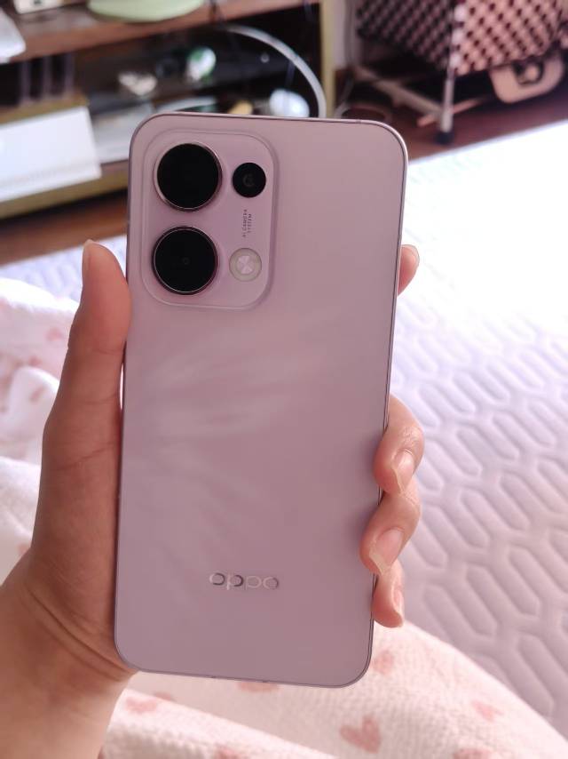 电子数码产品、OPPOReno13、颜色:蝴蝶紫、16加512GB内存、支持80…图片5