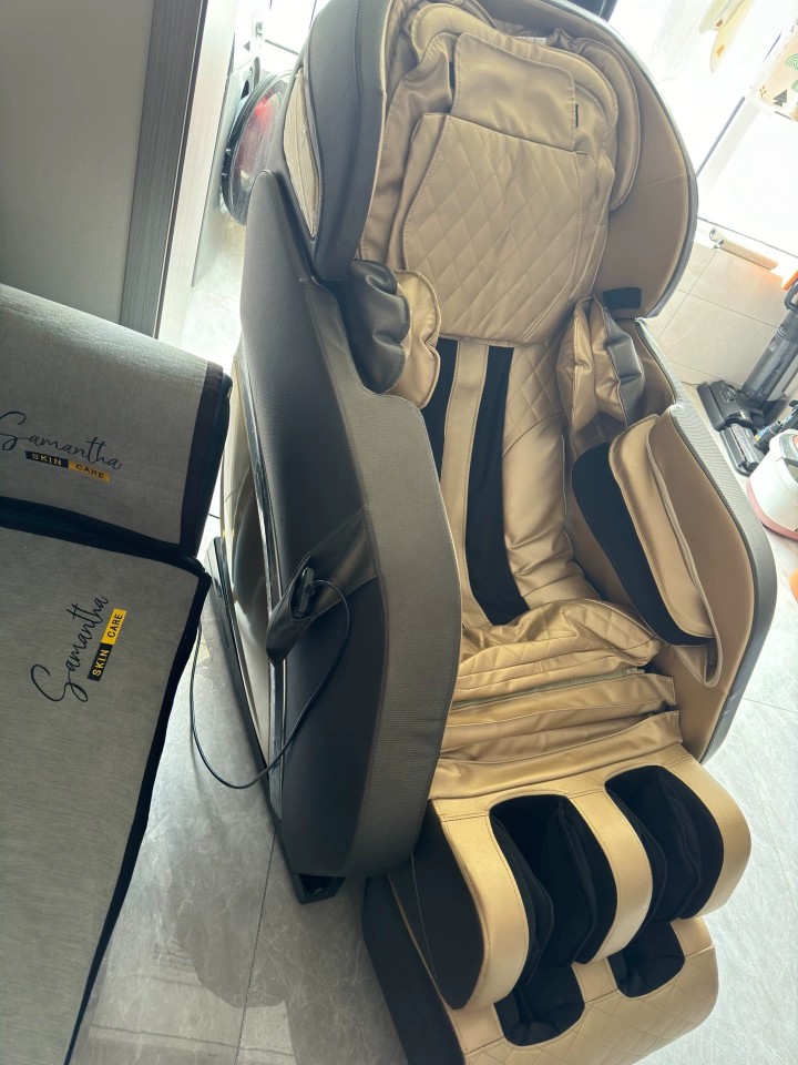 按摩椅 九成新 保护膜都没揭，因家里添宝宝爬垫，空间有限，急出图片3