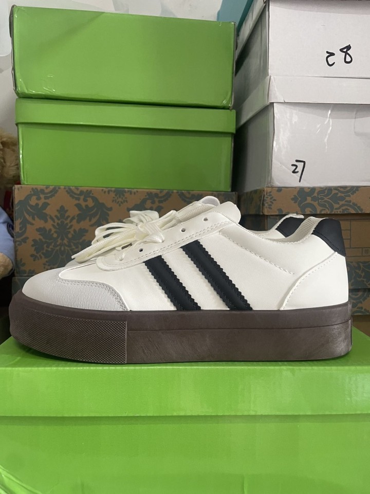 物品是快递驿站留下的，便宜处理图片2