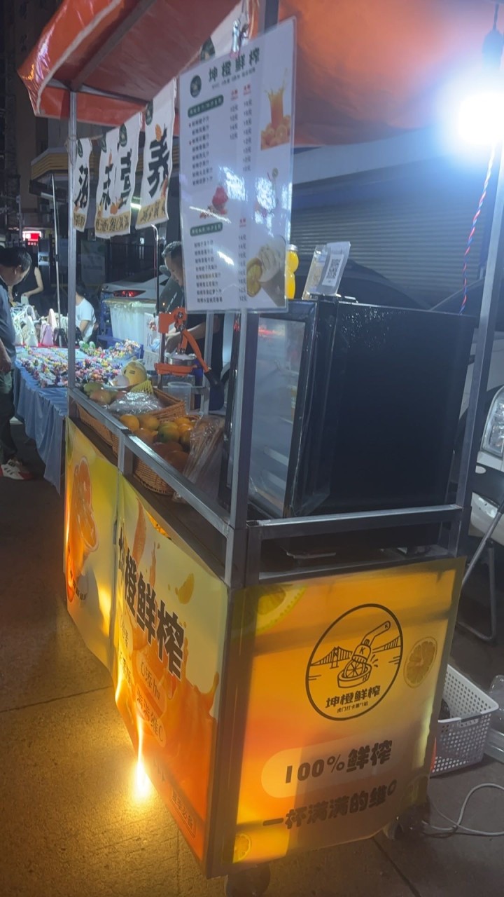 摆摊专用折叠手推车，小型冰吧图片2
