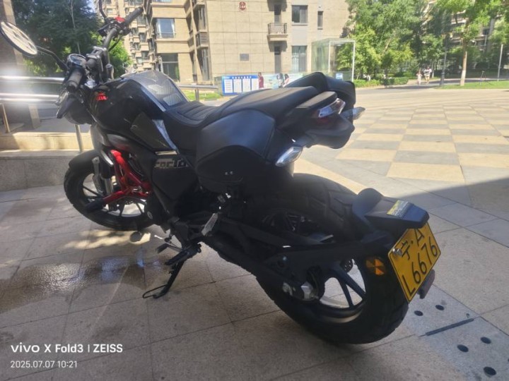 本田190tr,20年车，4400公里，没怎么骑，带小边包，保险刚上，可小刀
