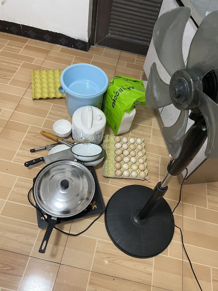 因要离开文山，以下物品低价售出，全部只要66元，有意者请联系1938768030…