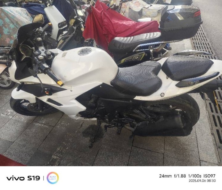 出售二手摩托车，七成新，限同城交易，电话15355625469图片4