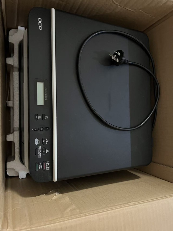 兄弟打印机型号：DCP-1618W图片2