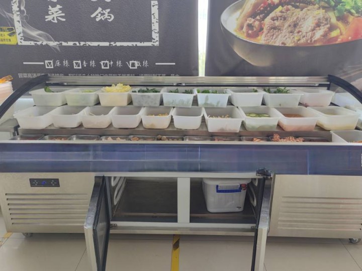 亏本处理，亏本处理。冰箱很新，没有任何质量问题。有需要的可以来技师学院看，也可以…