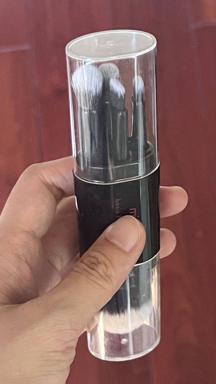 正品mistine便携彩妆化妆刷图片3