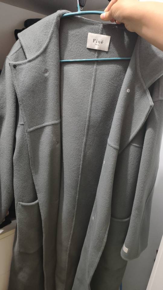 都是全新衣服鞋子。还有一些99新，全部100便宜出。图片只是冰山一角，有需要的加…图片6