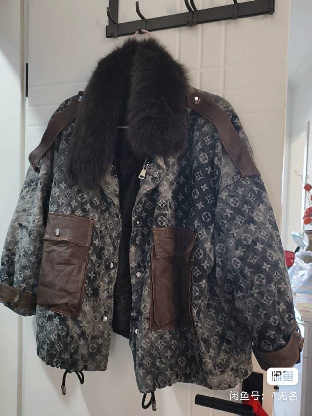 有很多全新的衣服鞋子，图片3