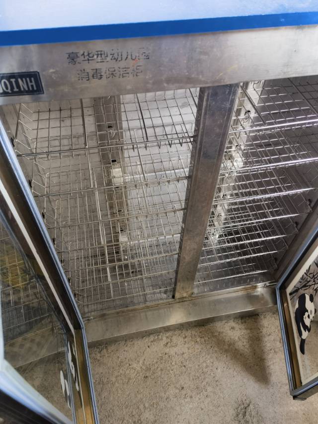 幼儿园不开了消毒柜有需要的拿去图片2
