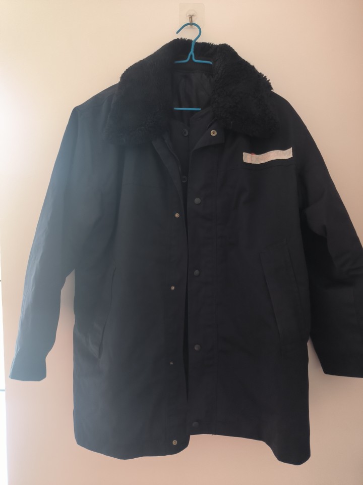 有劳保棉服，劳保套服都是新的，尺寸咨询，多买优惠，还有很多男士，女士衣服裤子，老…图片5