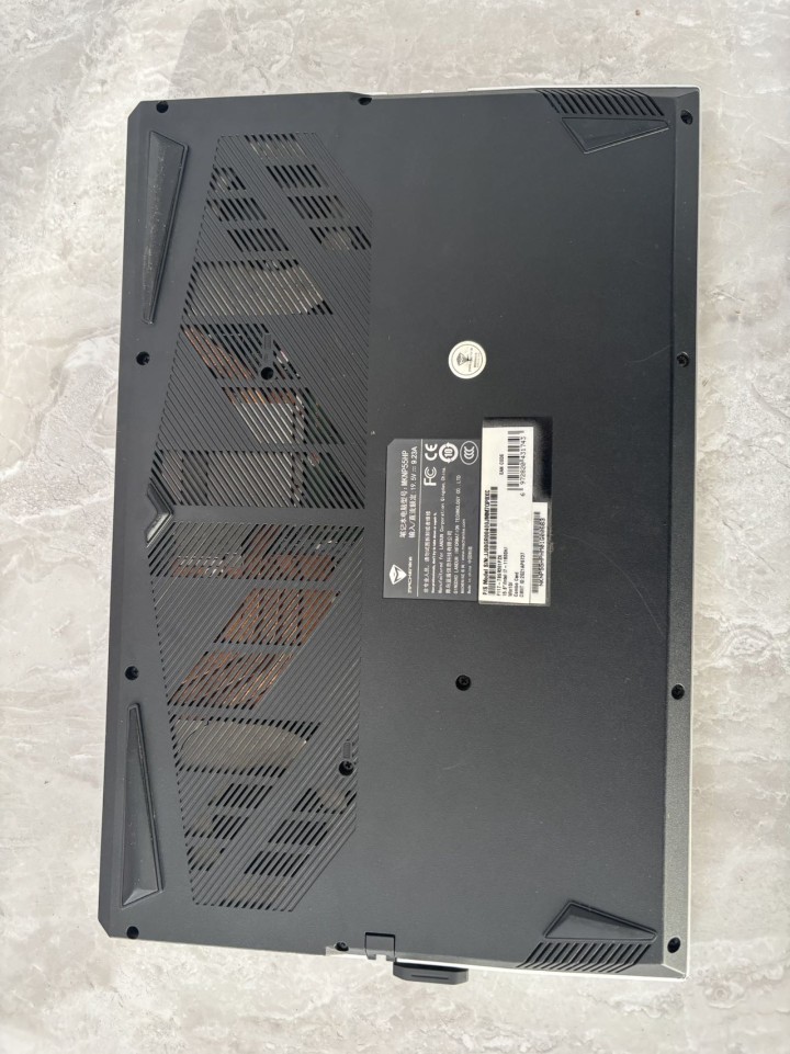 低价出一台游戏本机械师f117-7 一手自用3060独显直连 光追 lol 吃鸡…图片3