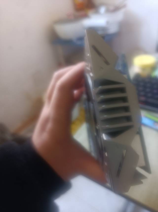 影驰骁将750Ti自用显卡，8成新，要的华阳自提