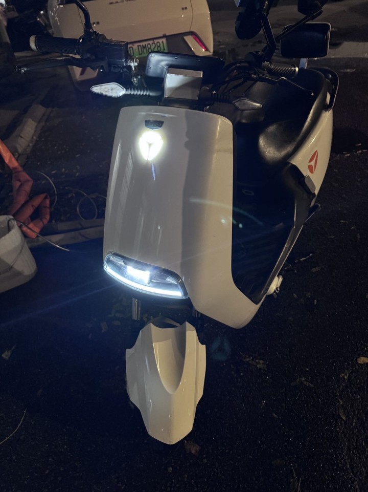 雅迪G5电动车，72-23雅迪石墨烯，市区附近看车提车。需要的联系。