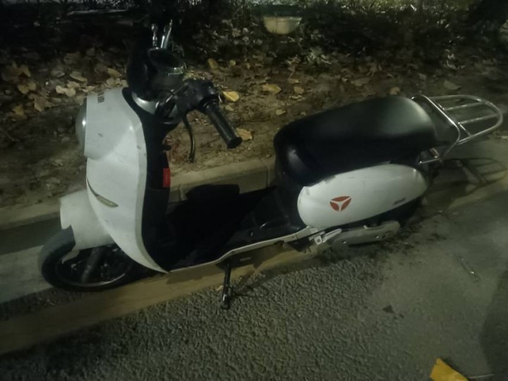 出一个二手电动车，因为要回家，带不走，所以低价贱卖，只要500元，需要的过来自己…图片2