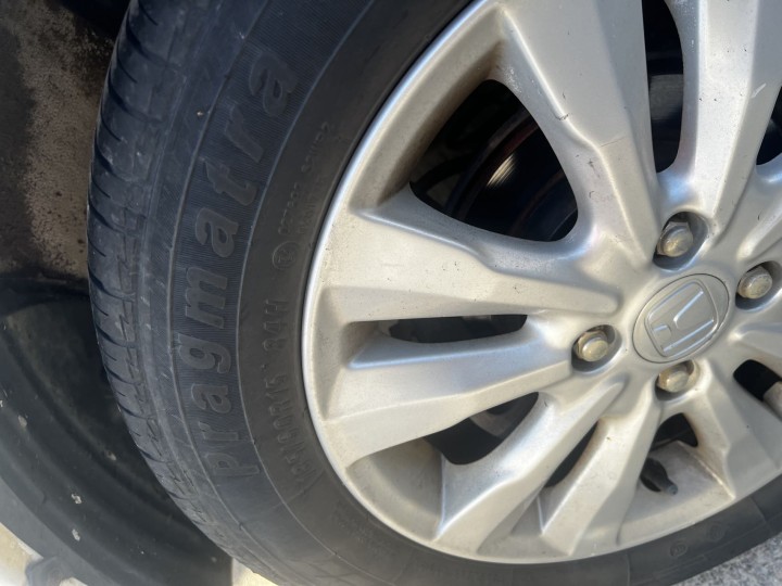 玛吉斯15寸轮胎 185/80R15 2条普通胎 轻微使用痕迹原车拆下来的 质量…图片2