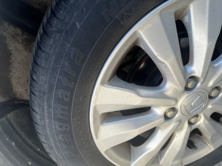 玛吉斯15寸轮胎 185/80R15 2条普通胎 轻微使用痕迹原车拆下来的 质量…图片3