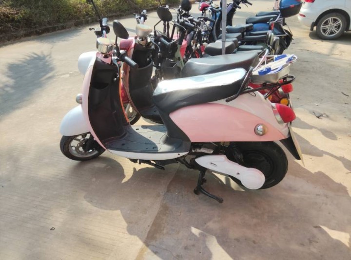 二手电动车，85成新电池60v20新电池图片2