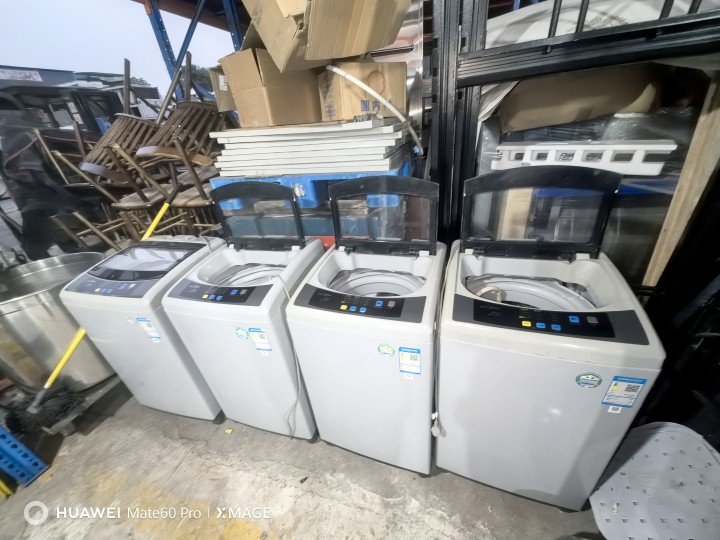 美的洗衣机共40台，原价1450元，现在480元出，质量好，成色新，批量货，学校…