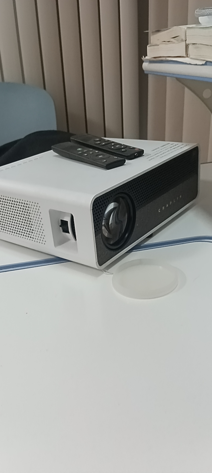 全新微影LED投影仪Z8，原价1500元，现599元超低价出售，非诚勿扰。电话1…图片5