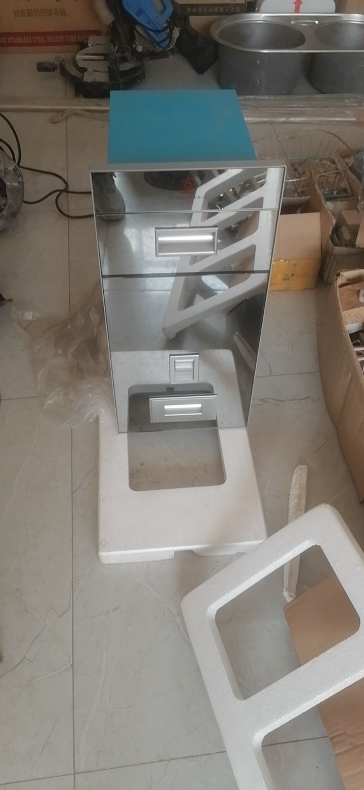 嵌入式米箱，橱柜专用，原价190.库存