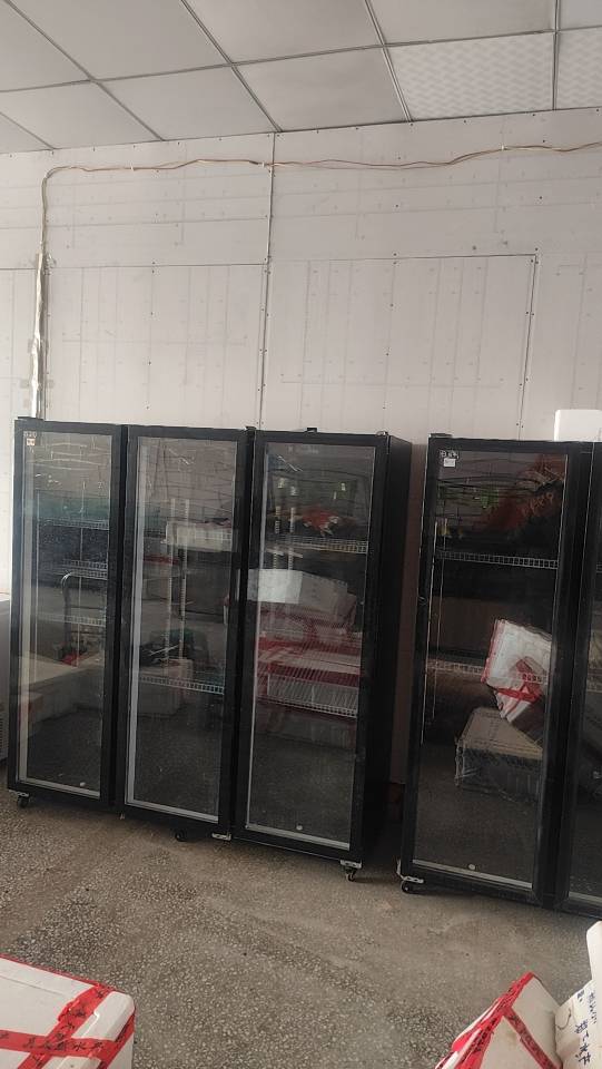 扬子风冷无霜三开门展示柜，两组，现低价处理18254929927图片2