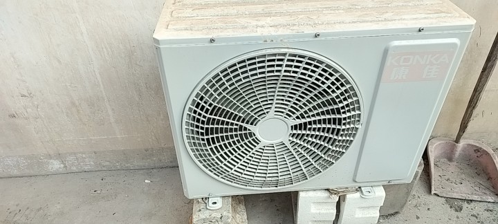 不到半年的几乎全新空调  实际使用不到一个月大一匹变频图片3