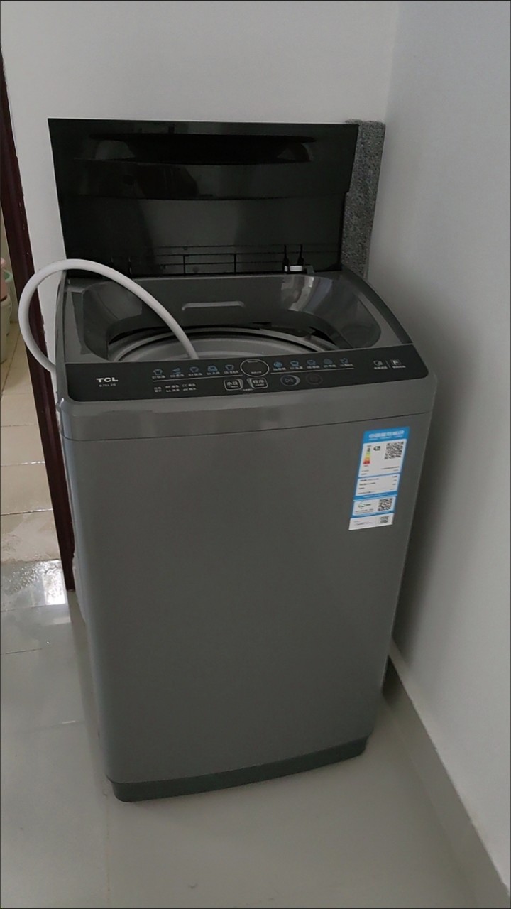 8月份买的，九成新，TLC的8KG