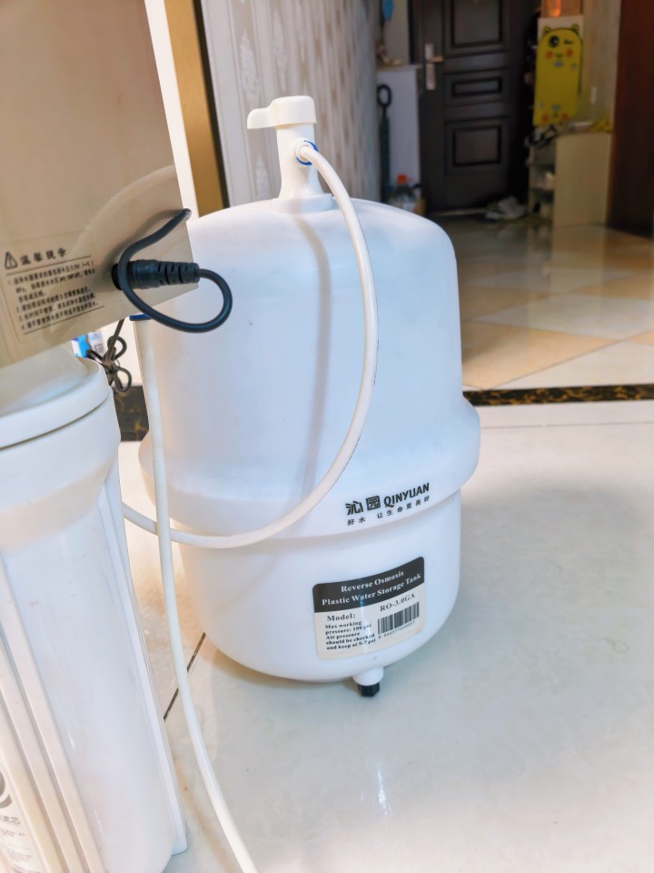 沁园净水机，型号RO-3.0GA，反渗透，家用。功能正常，成色新。购买时间较长但…图片2