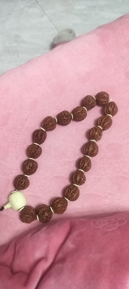 ? 商品发布文案（可直接复制使用） 标题（抓眼球+关键词） 十年手盘灯笼秋子手持…