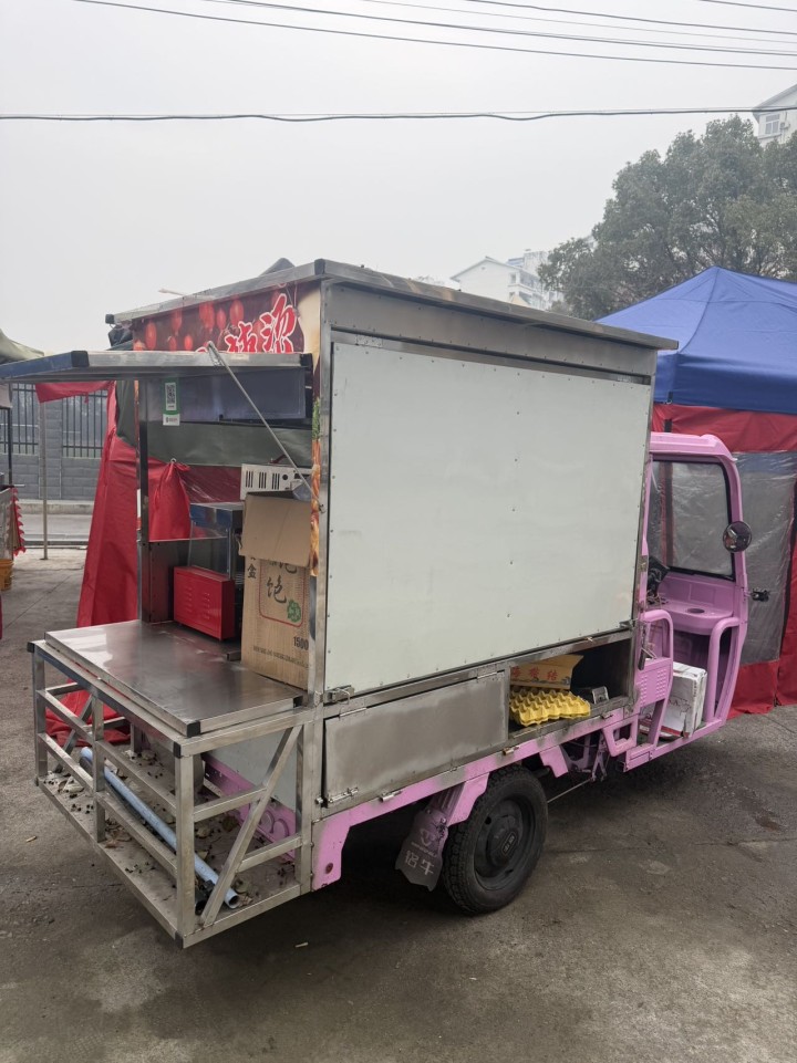 电动三轮车，新车新架子，摆摊小能手
